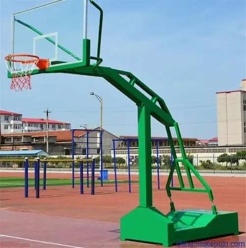 篮球场上不同位置的器材有哪些 篮球场上不同位置的器材有哪些